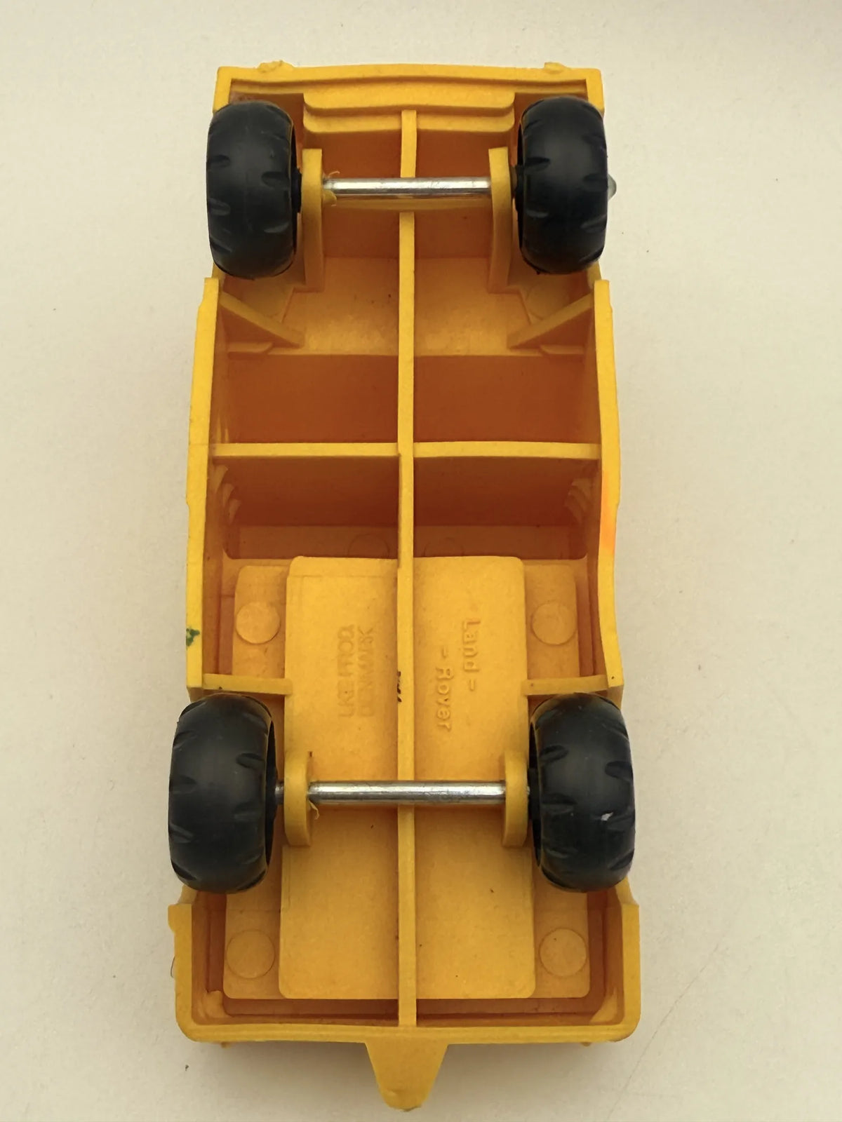 LAND ROVER PICKUP SERVICE CAR, LKE PROD Made in Denmark ok. 1975, Guma 1:25 – zdjęcie 7