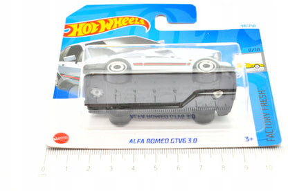 Alfa Romeo Gtv6 3.0 Hot Wheels 2024 Biały 1:64 – zdjęcie 7