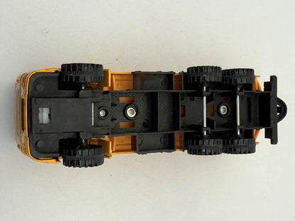 Ciężarówka CYSTERNA PALIWOWA 6X4 2018 Żółty 1:43 Oil Truck – zdjęcie 7