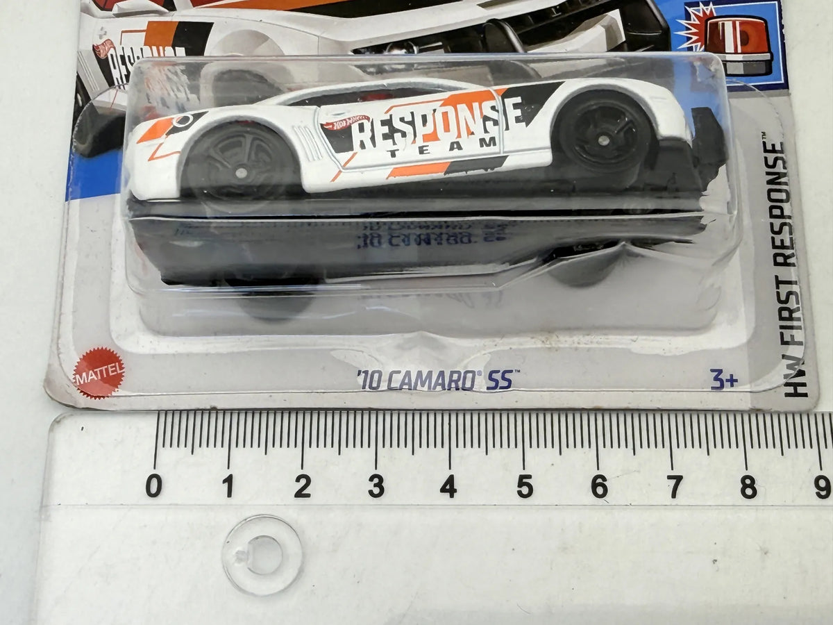 '10 Camaro Ss HW FIRST RESPONSE Policja Hot Wheels 2024 Biały 1:64 – zdjęcie 7