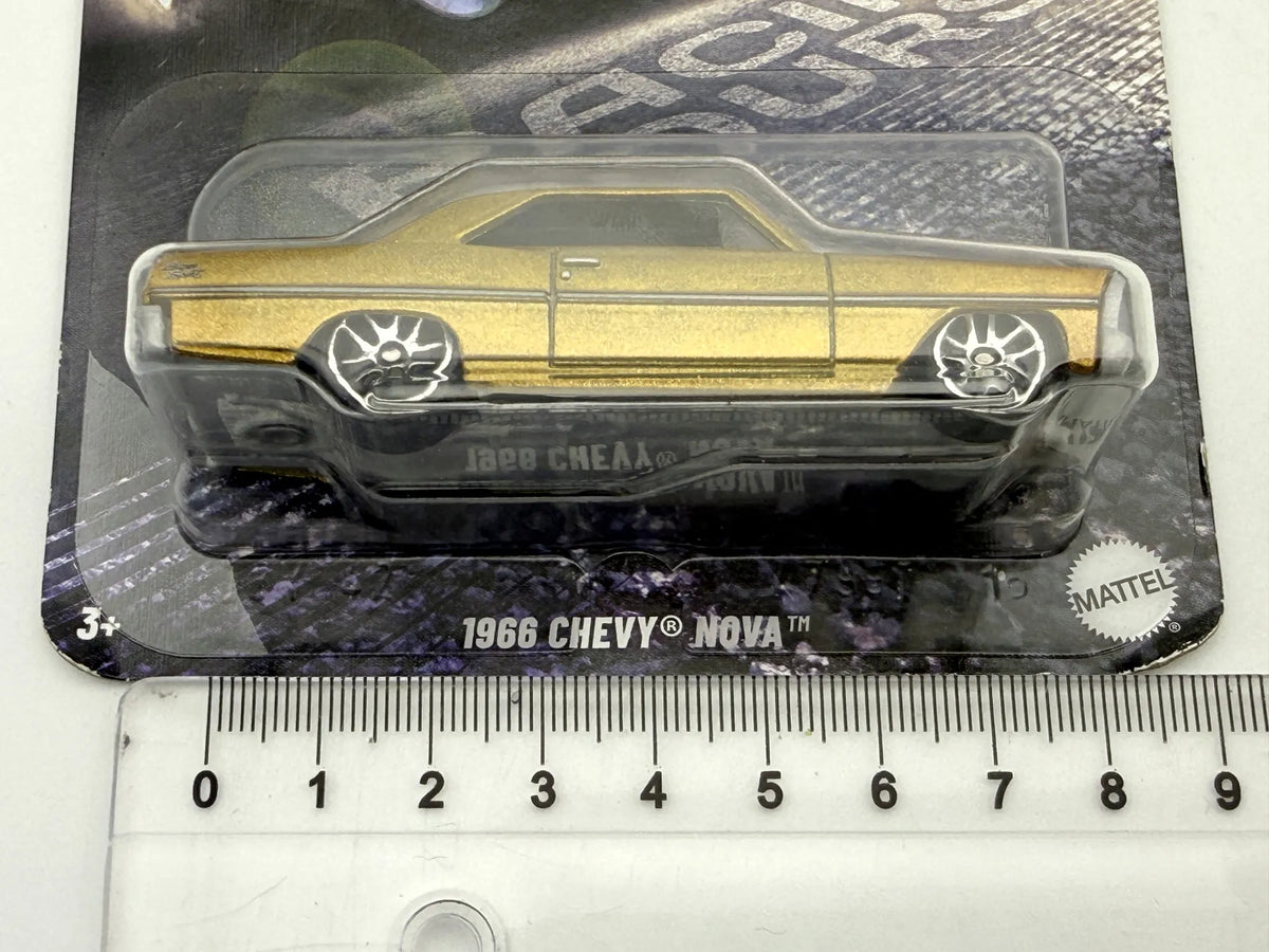 1966 CHEVY NOVA FAST & FURIOUS Hot Wheels 2024 Złoty 1:64 – zdjęcie 7