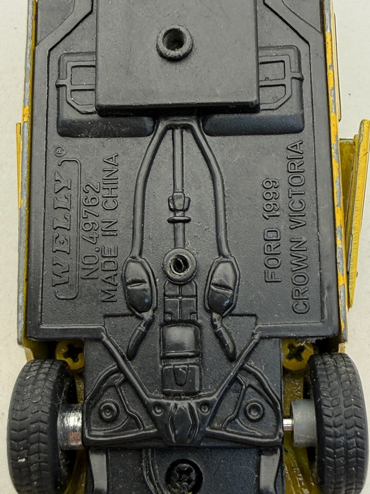 FORD 1999 CROWN VICTORIA TAXI WELLY 1999 ŻÓŁTY 1:29 – zdjęcie 7