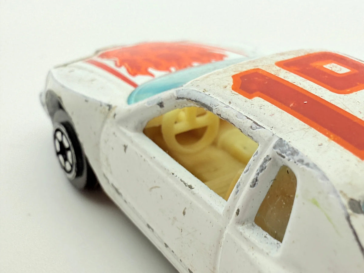 Thunder Bird Yatming Biały 1:64 – zdjęcie 7