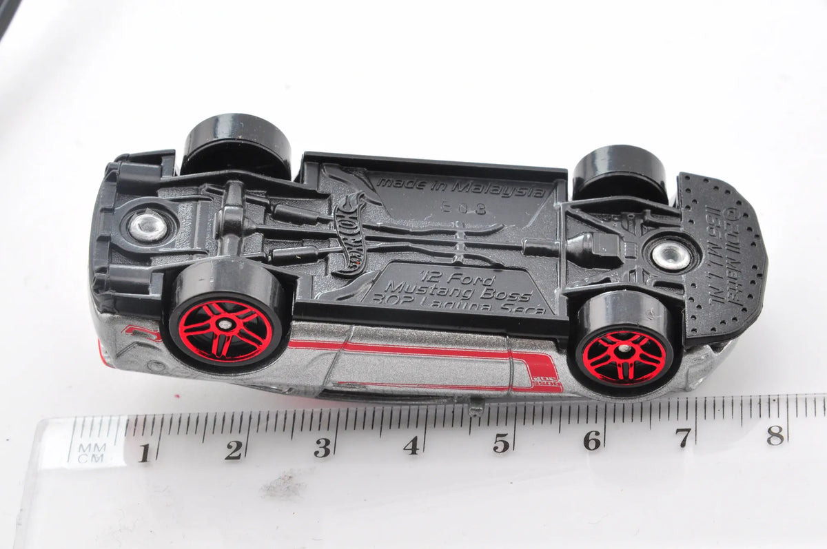 '12 Ford Mustang Boss Laguna Seca, Hot Wheels 2011, Die cast, Srebrny, 1:64 – zdjęcie 7