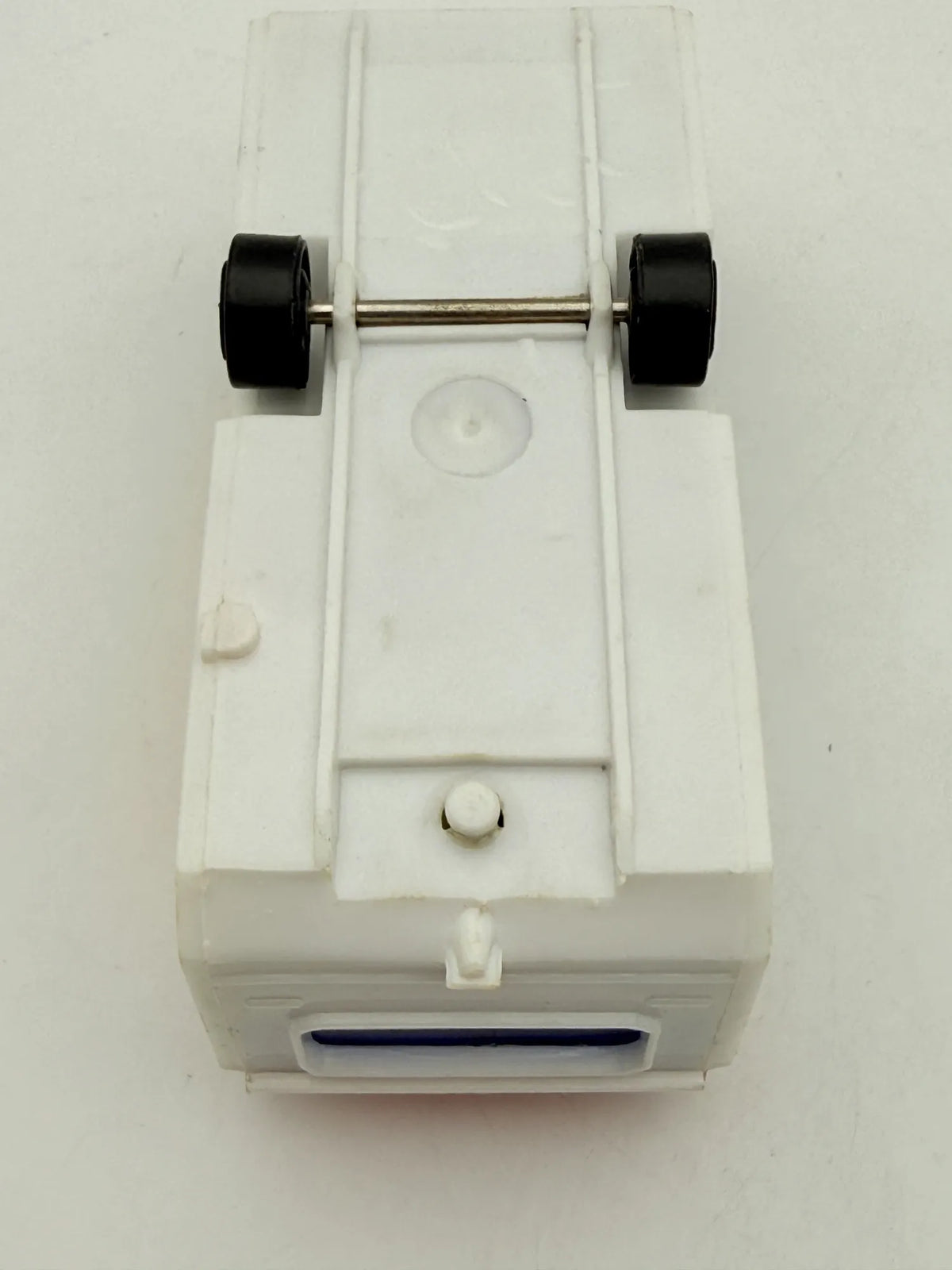 KEMPING, WOHNWAGEN (CARAVAN) Z WYSUWANĄ MARKIZĄ, 1975–82, Biały, 1:55 – zdjęcie 7