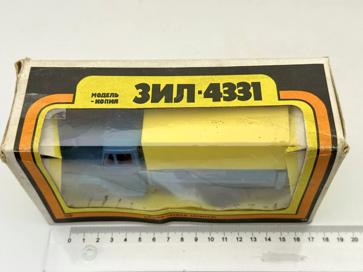 Ciężarówka ZIŁ-4331 Arsenał Niebieski 1:43 Made in Ukraine – zdjęcie 7