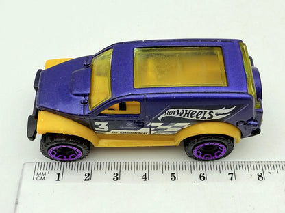 Suv Hot Wheels Fioletowy 1:64 – zdjęcie 7