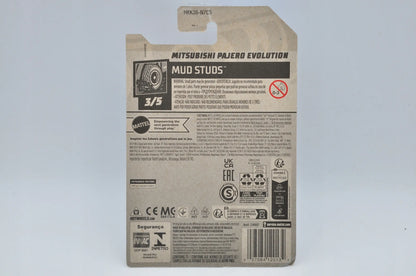 Mitsubishi Pajero Evolution Mud Studs Hot Wheels 2021 Biały 1:64 – zdjęcie 7