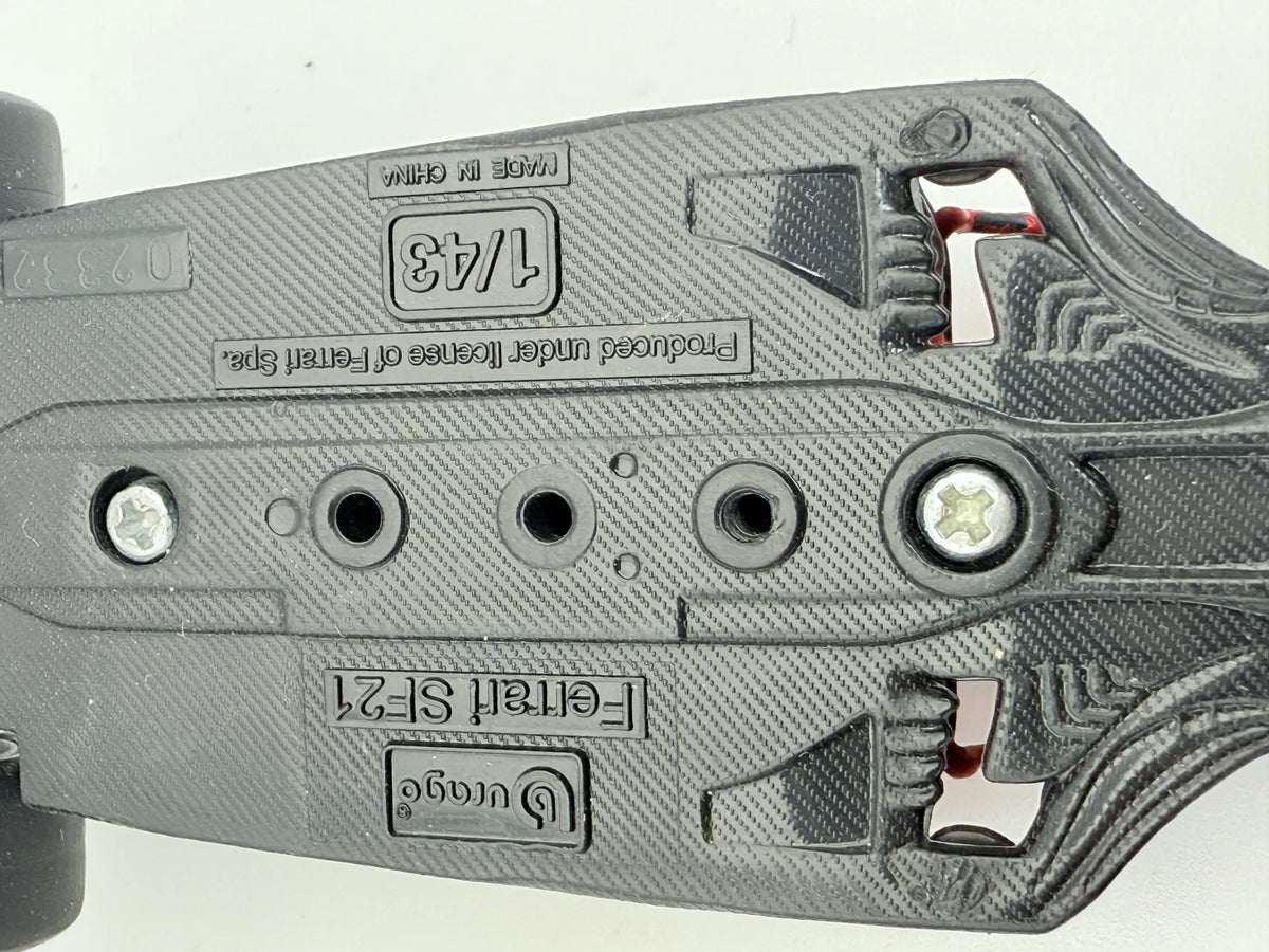 Ferrari Sf21, Formuła, BBurago, Resoraki, die cast, 1:43 – zdjęcie 7