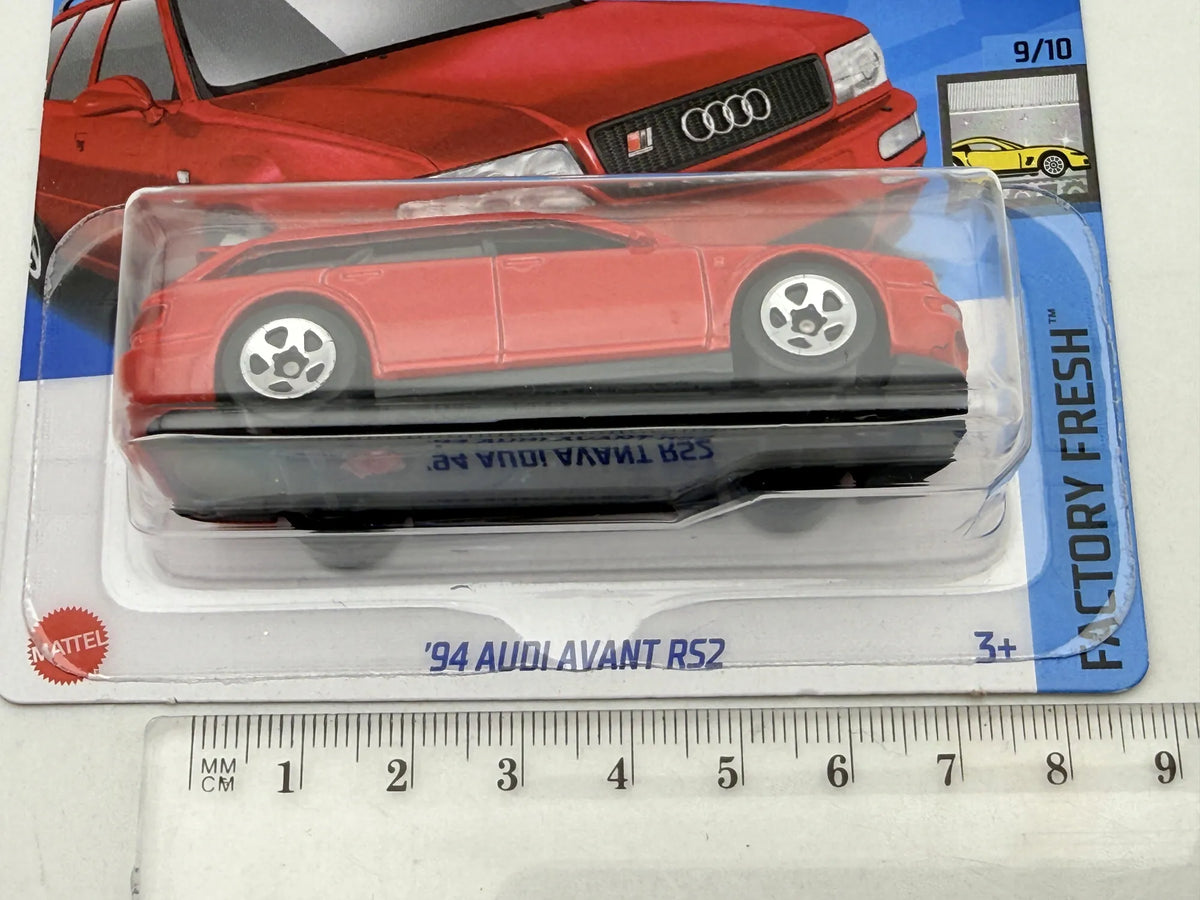 '91 AUDI AVANT RS2 Factory Fresh Hot Wheels 2024 Czerwony 1:64 + Protektor – zdjęcie 7