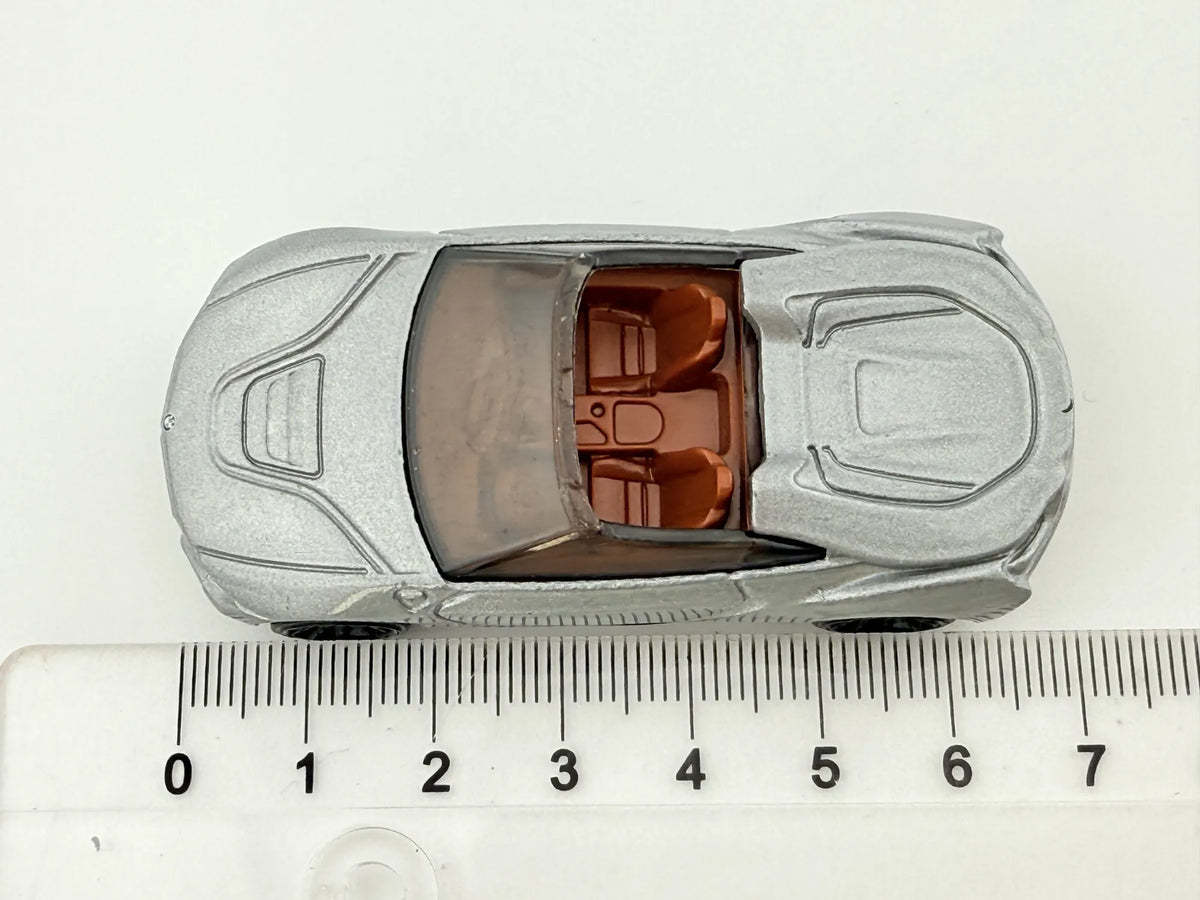 BMW i8 ROADSTER, Hot Wheels 2018, Die cast FXB49, Srebrny, 1:64, Resoraki – zdjęcie 7