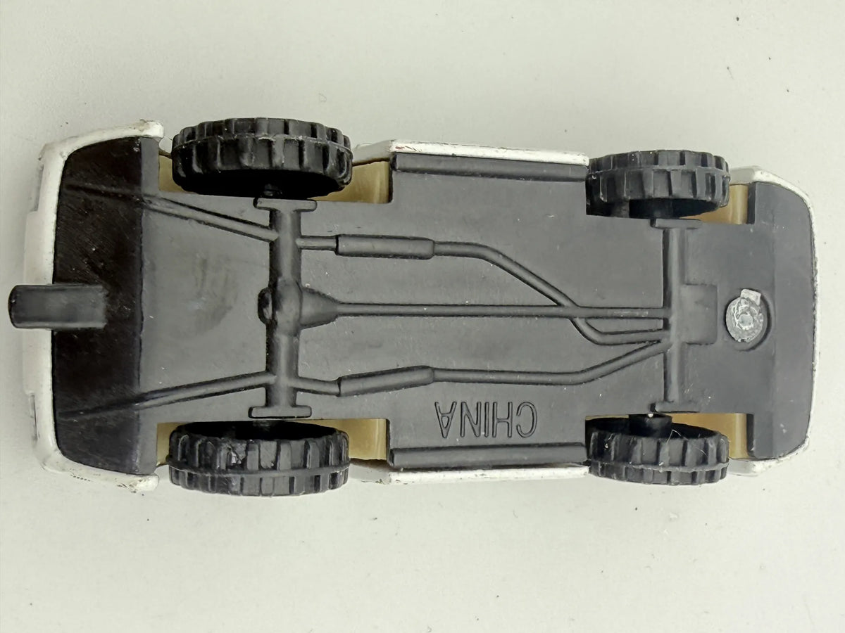HAIWAII AIR LiNE (POJAZD LOTNISKOWY), Die cast, Biały, 1:64, Resoraki – zdjęcie 7