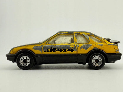 Ford Sierra Xr4I Matchbox 1983 Żółty 1:58 Made in Macau – zdjęcie 7