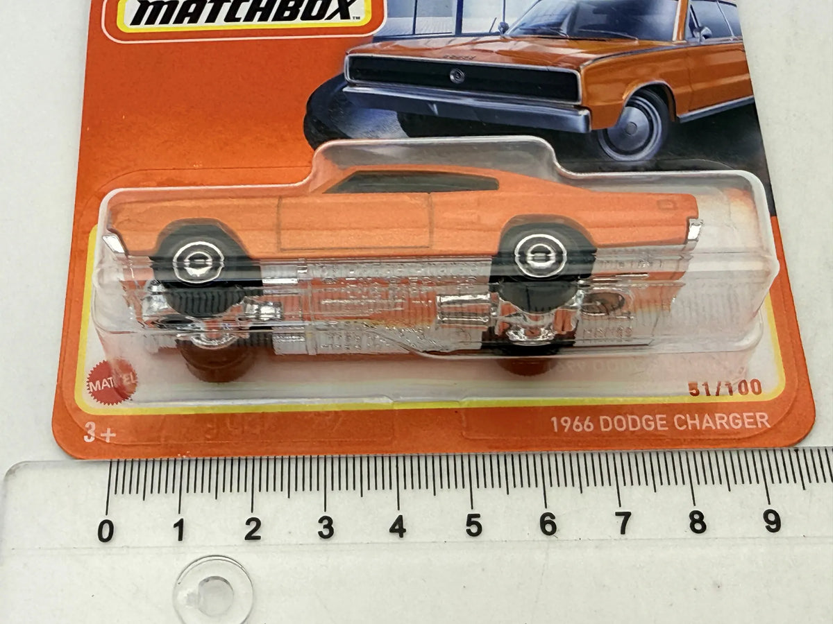 1966 Dodge Charger Superfast Matchbox 2021 Pomarańczowy 1:64 – zdjęcie 7