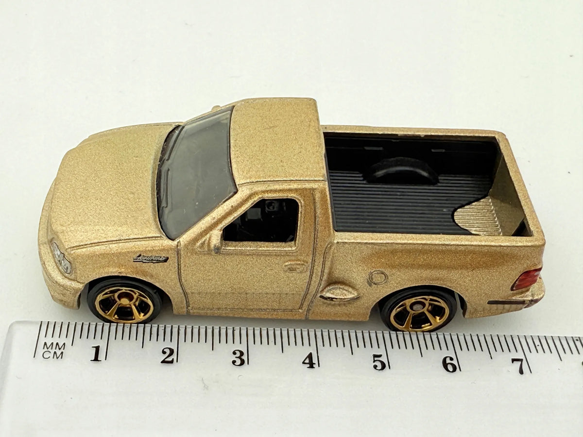 F-150 Svt Lightning Hot Wheels 2020 Złoty 1:64 – zdjęcie 7