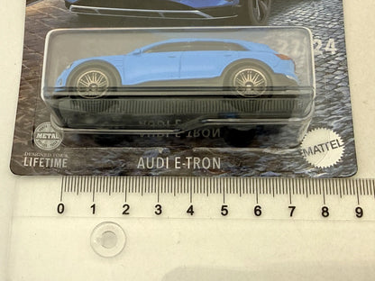 AUDI E-TRON European Streets Matchbox 2024 Niebieski 1:64 – zdjęcie 7