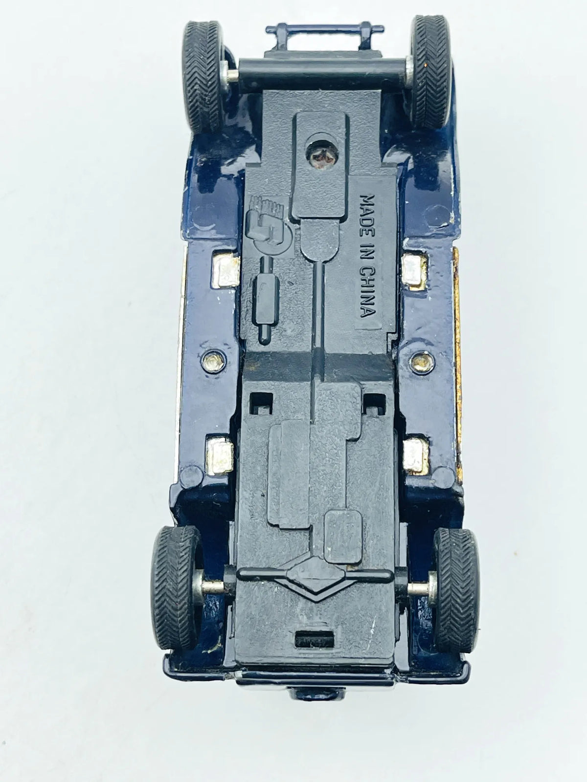 Bugatti T44 z 1928 roku Type 44, resoraki, die cast 1:43 – zdjęcie 7