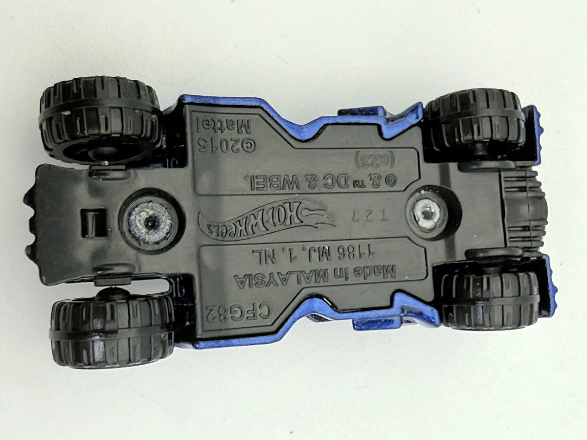 Batmobile Hot Wheels Niebieski 1:64 – zdjęcie 7