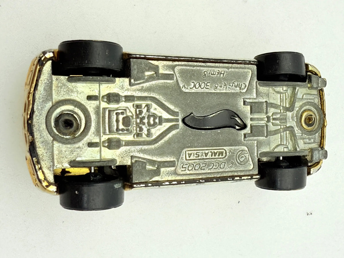 Chrysler 300C GOLD 2005, DCC, Hot Wheels, resoraki, die cast, 1:64 – zdjęcie 7