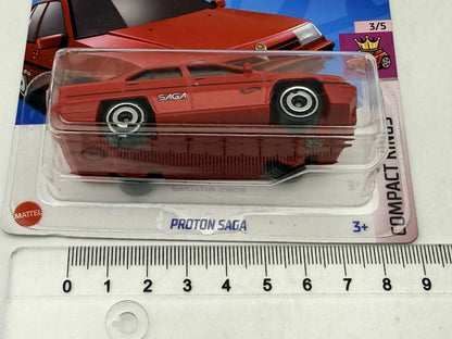 Proton Saga Compact Kings Hot Wheels 2024 Czerwony 1:64 – zdjęcie 7