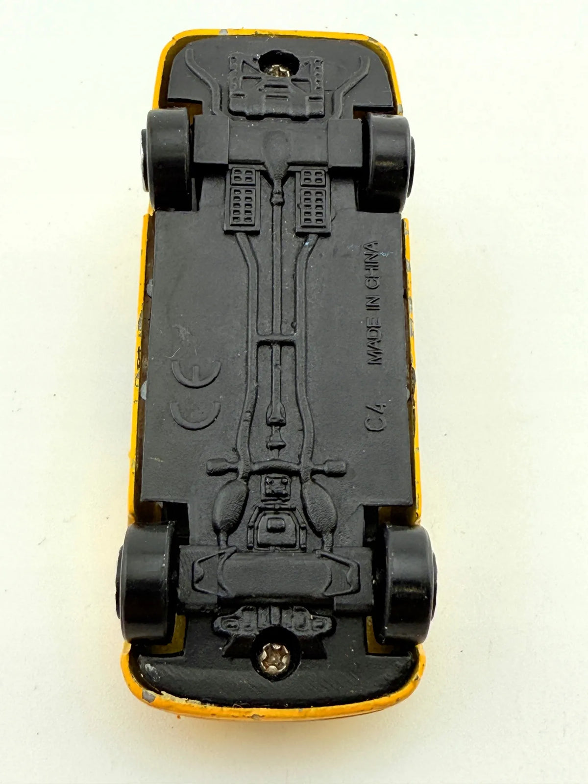 SEDAN, Resoraki, Die cast Ca, Żółty, 1:64 – zdjęcie 7