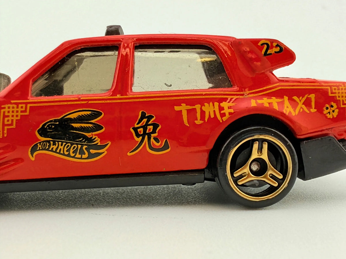 Time Attaxi Hot Wheels 2015 Czerwony 1:64 – zdjęcie 7