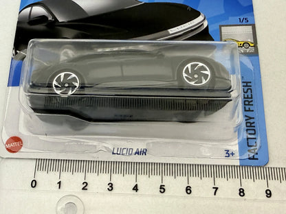 LUCID AIR Factory Fresh Hot Wheels 2023 Czarny 1:64 – zdjęcie 7