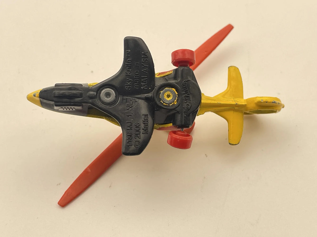SKY KNIFE, Hot Wheels 2006, Die cast 1, Żółty, 1:64, Resoraki – zdjęcie 7