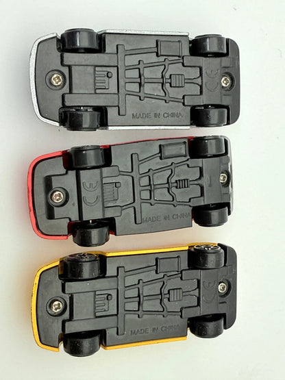 Zestaw 3 Ferrari, Resoraki, die cast, 1:64 – zdjęcie 7