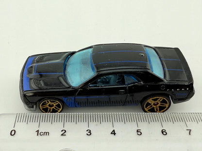 Dodge Challenger Srt8 Hot Wheels Czarny 1:64 – zdjęcie 7