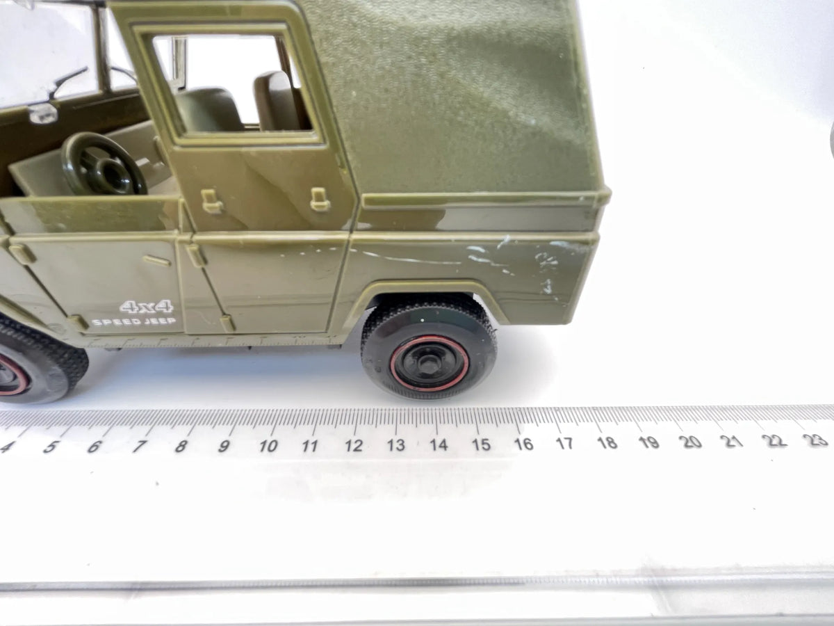 4X4 Speed Jeep BJ212 Trumpeter, Pojazd Wojskowy, Resoraki, Die cast 1:18 – zdjęcie 7