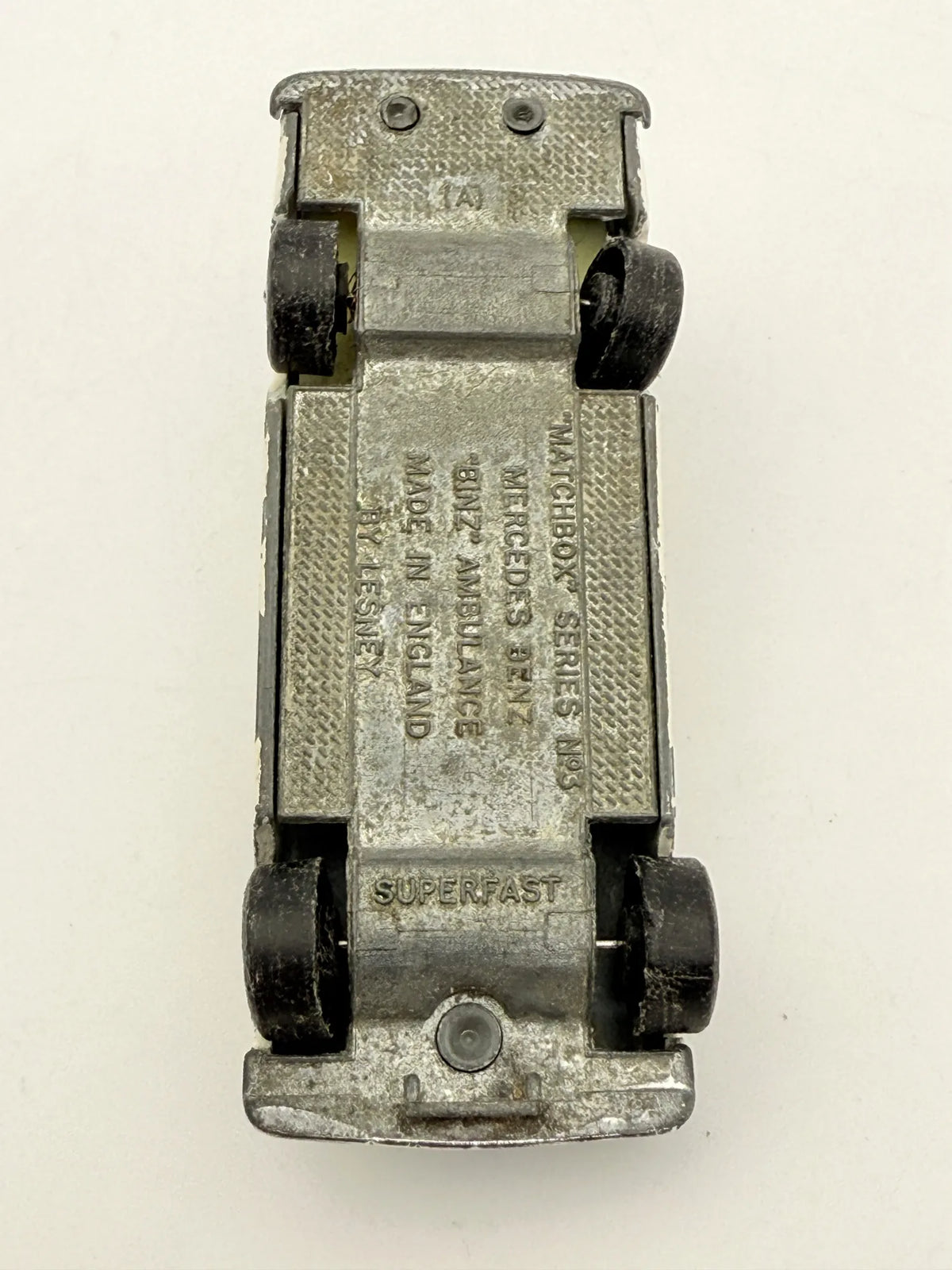 MERCEDES BENZ BINZ AMBULANCE Matchbox '60 Biała 1:64 Made in Anglia – zdjęcie 7