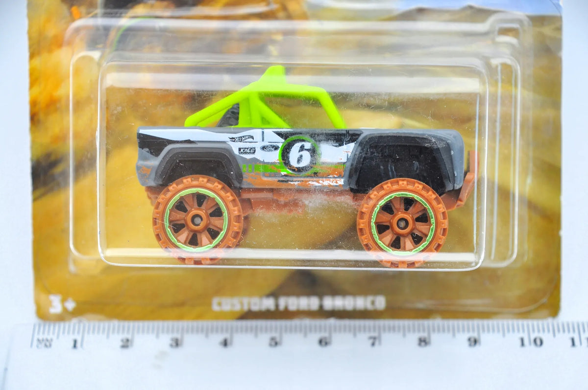 Custom Ford Bronco Hot Wheels 2018 Czarny, 1:64 – zdjęcie 7