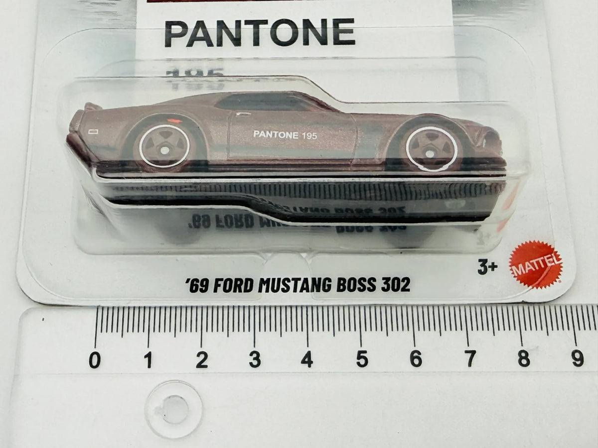 '69 Ford Mustang Boss 302 Hot Wheels 2025 Fast & Furious 1:64 PANTONE 195 – zdjęcie 7
