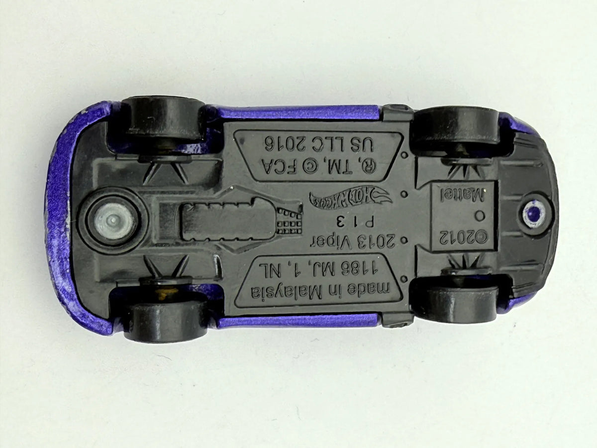 2013 Dodge Viper Hot Wheels Fioletowy 1:64 – zdjęcie 8
