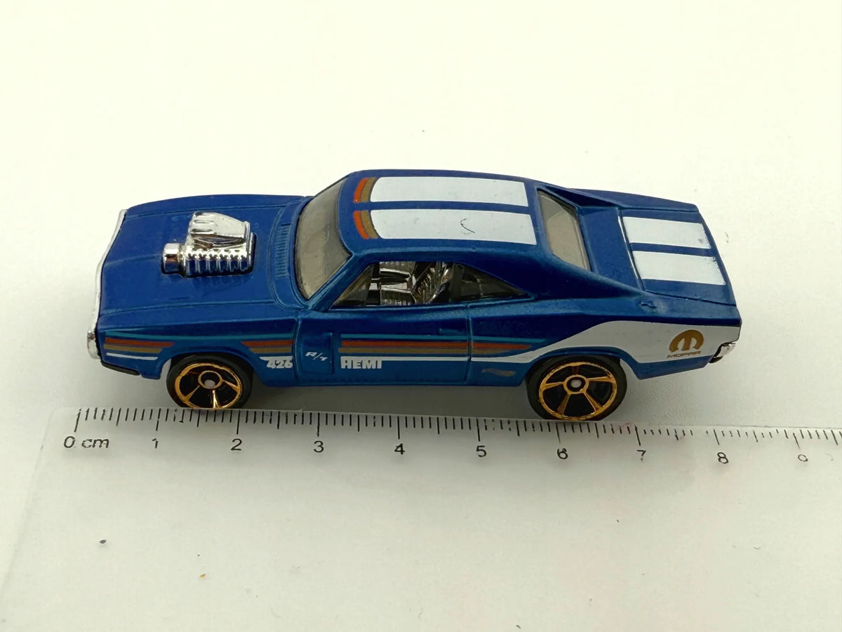 1970 Dodge Charger Hot Wheels 2010 1:64 Niebieski – zdjęcie 8