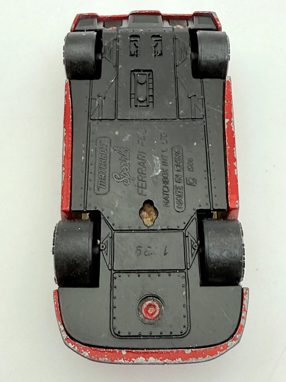 Ferrari F40 Matchbox Czerwony 1:60 – zdjęcie 8