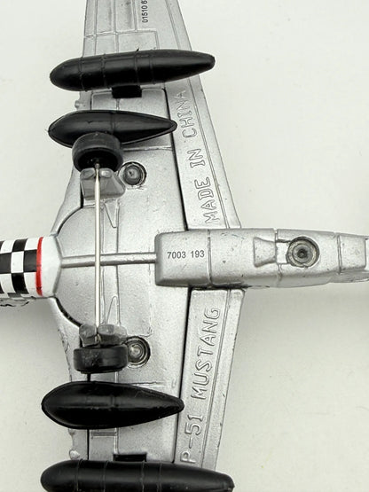 MYŚLIWIEC P-51 MUSTANG, MotorMax, Die cast 7003 193, Srebrny, 11,5 cm – zdjęcie 8