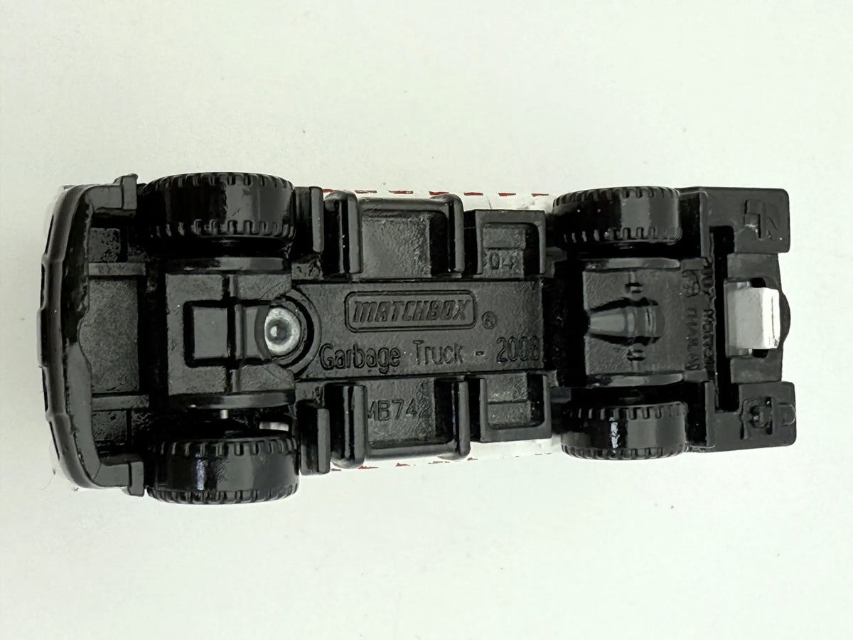 Garbage Truck Matchbox Biała 1:64 – zdjęcie 8