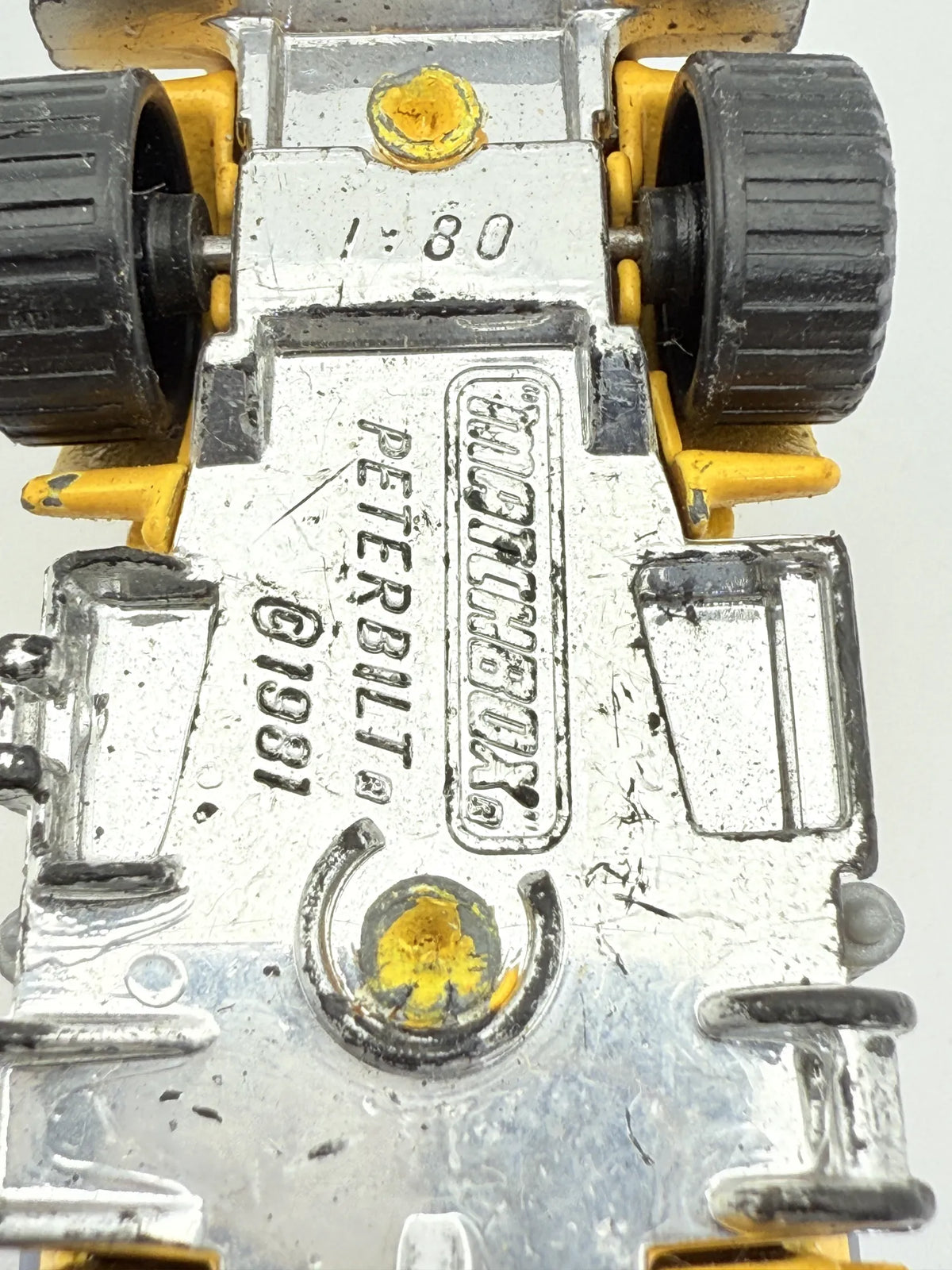 PETERBILT, Matchbox 1981, Resoraki, Die cast 08-1, Żółty, 1:80 – zdjęcie 8