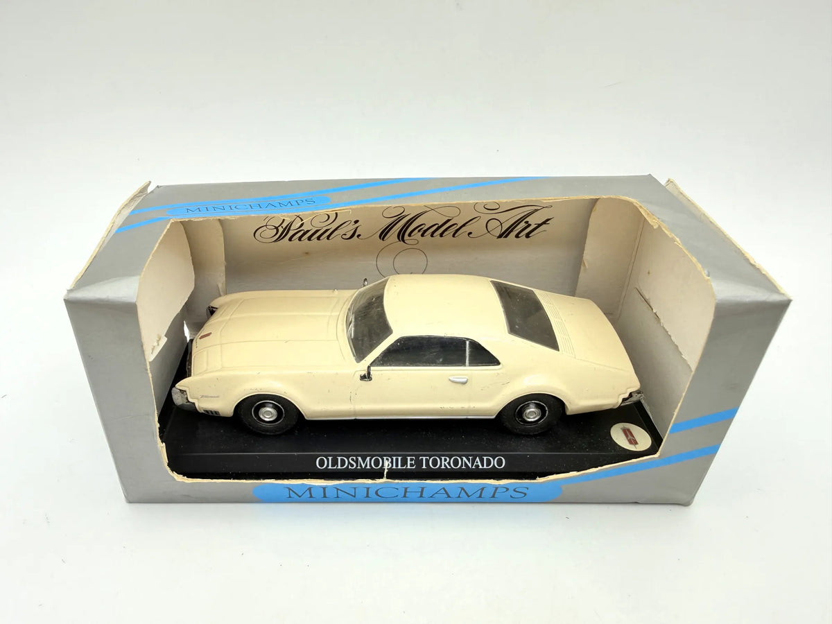 OLDSMOBILE TORONADO, Minichamps, Die cast, Kremowy, 1:43, Resoraki – zdjęcie 8
