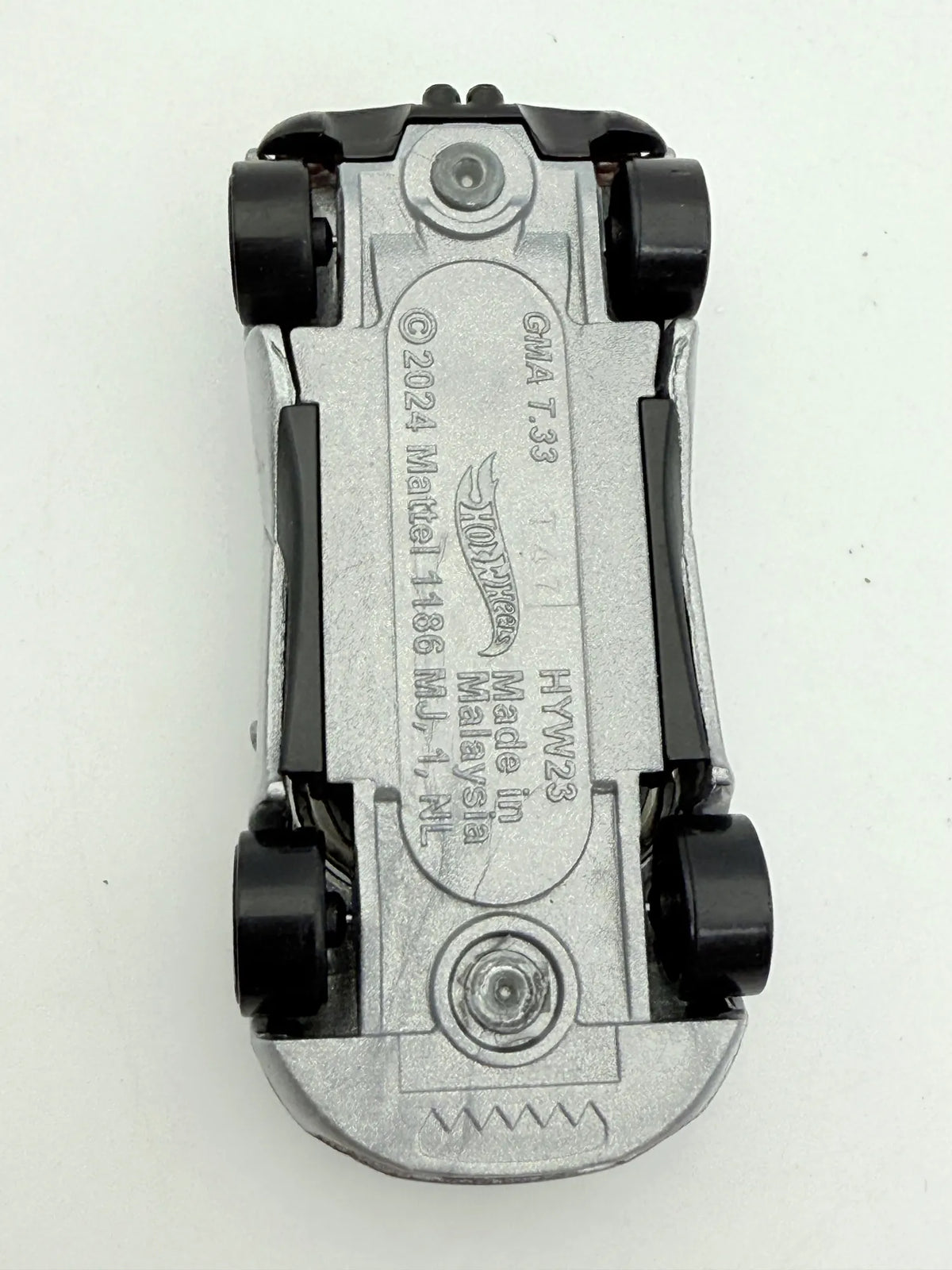 GMA T.33 Hot Wheels 2024 Srebrny 1:64 – zdjęcie 8
