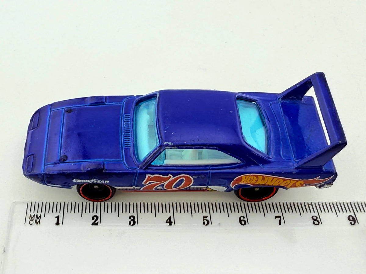 Plymouth Superbird Hot Wheels 2012 Niebieski 1:64 – zdjęcie 8