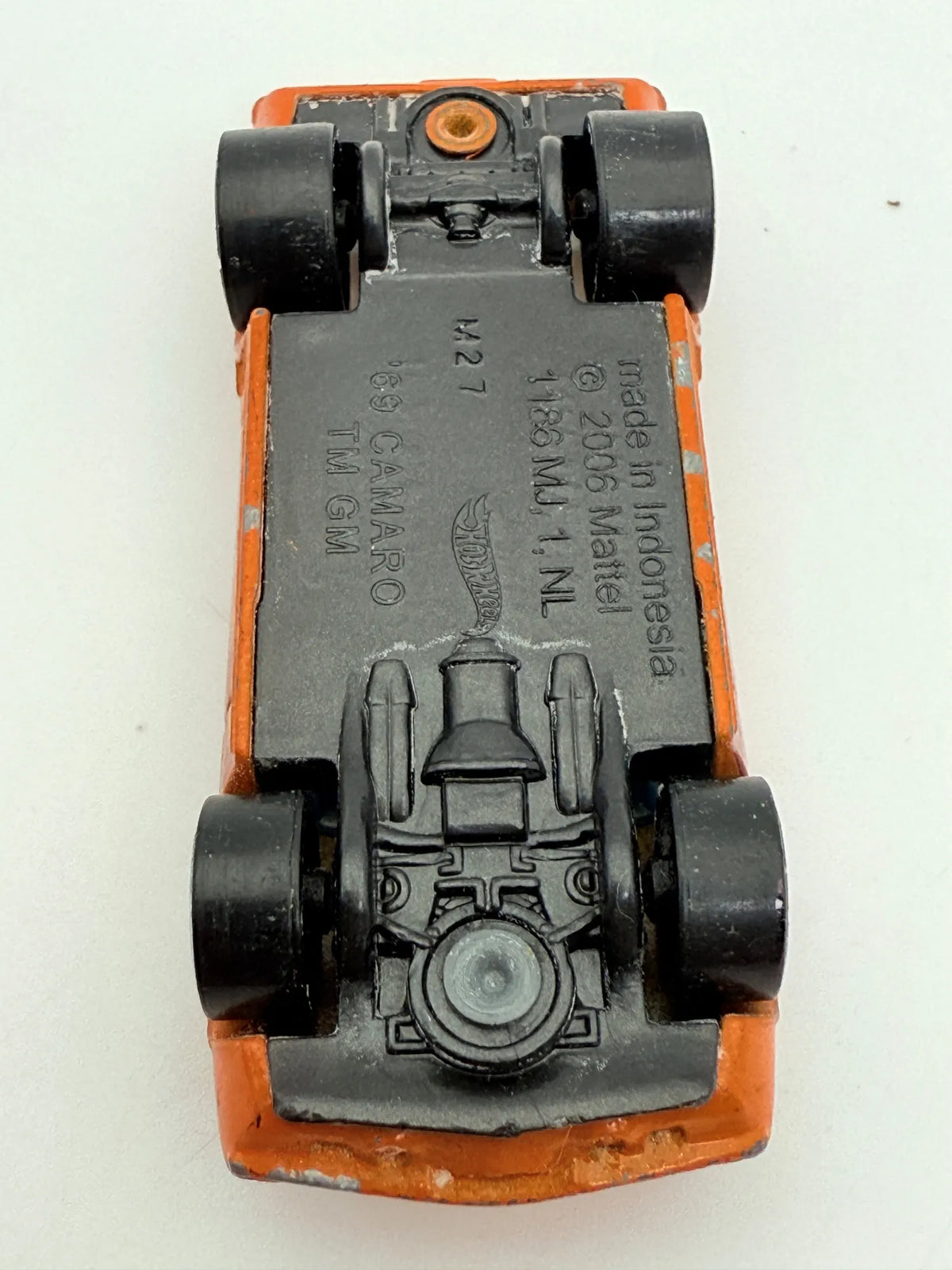 '69 Camaro Hot Wheels Pomarańczowy 1:64 – zdjęcie 8