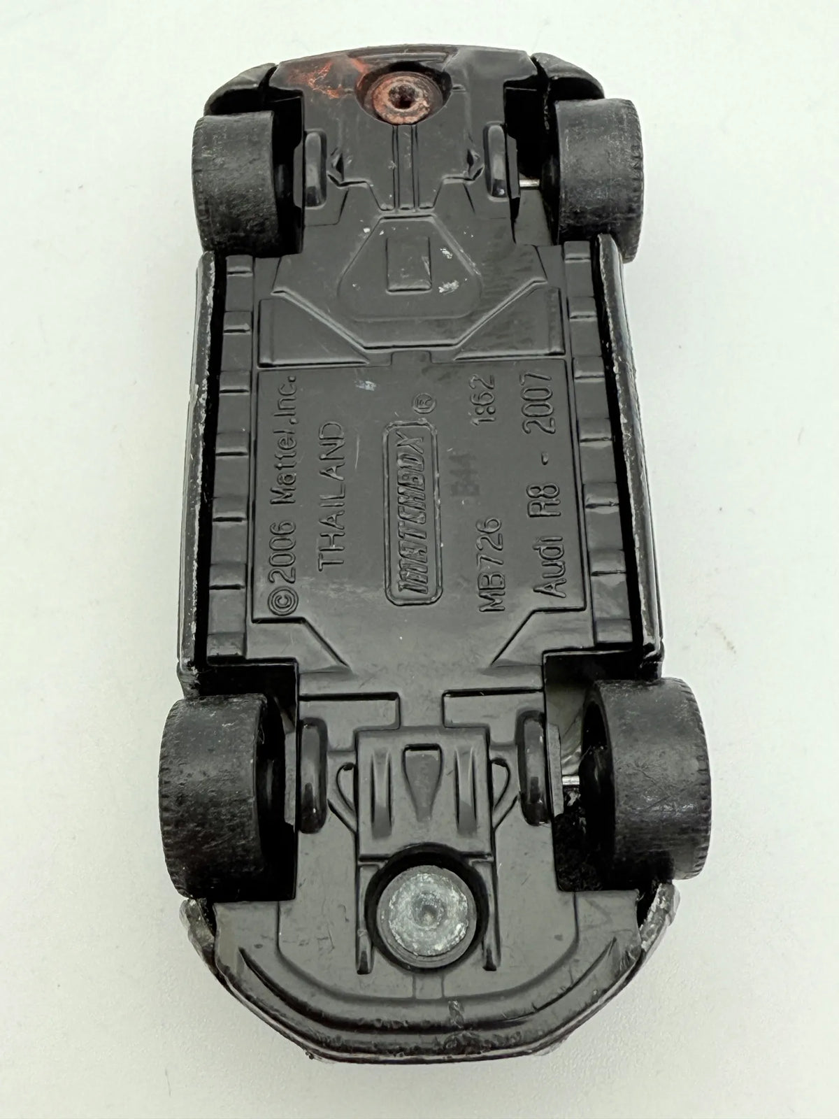 Audi R8 Matchbox Czarny 1:64 – zdjęcie 8