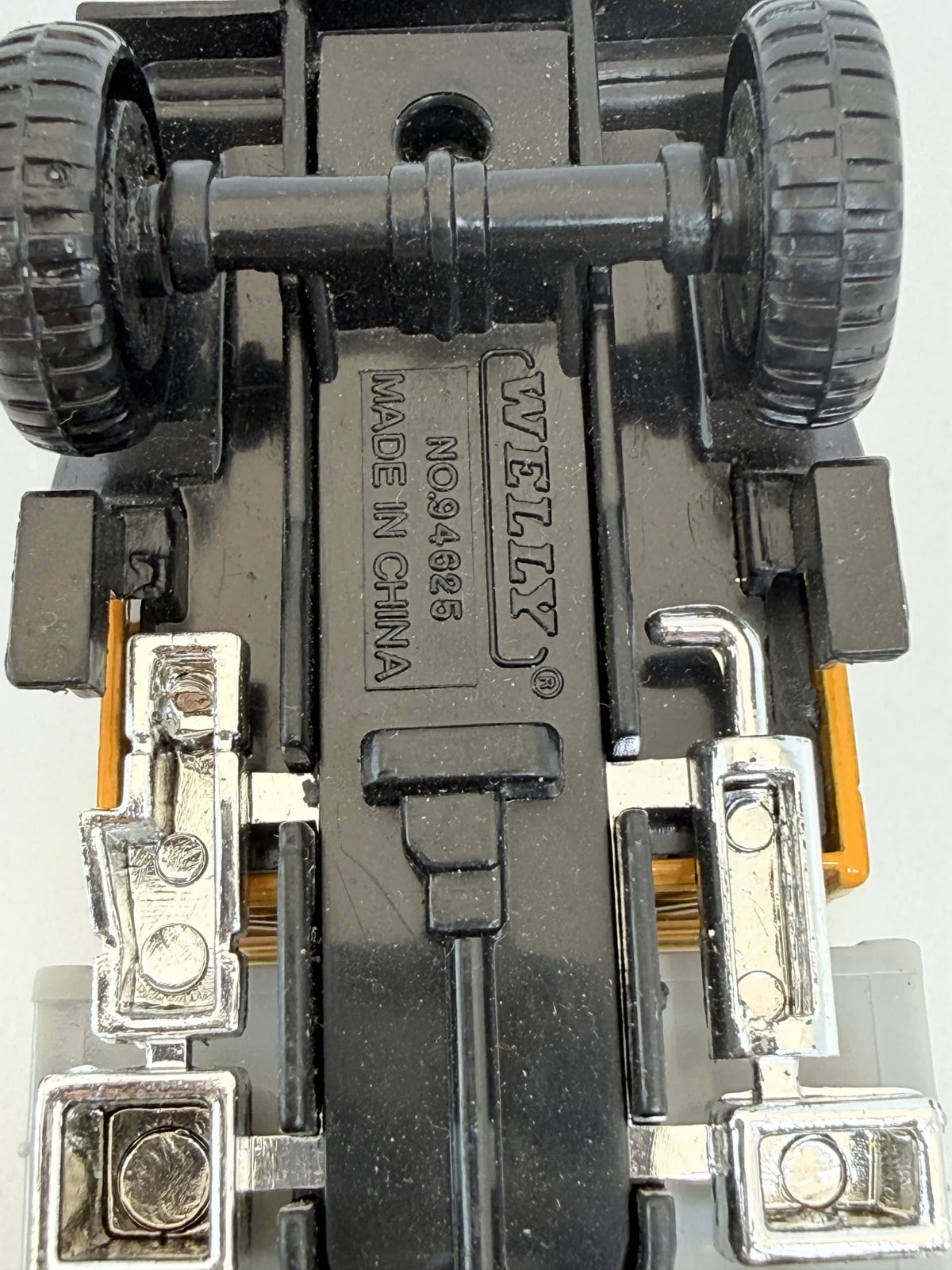 JAK MERCEDES-BENZ UNIMOG 406, Welly, Die cast NO.94625 Żółty 1:60, Resoraki – zdjęcie 8