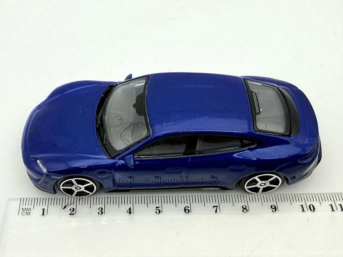 Porsche Taycan Turbo S Bburago Niebieski 1:43 – zdjęcie 8