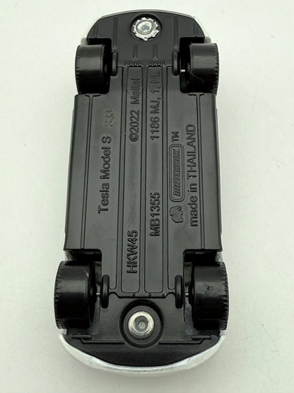 Tesla Model S Matchbox 2022 Biały 1:64 Sedan – zdjęcie 8