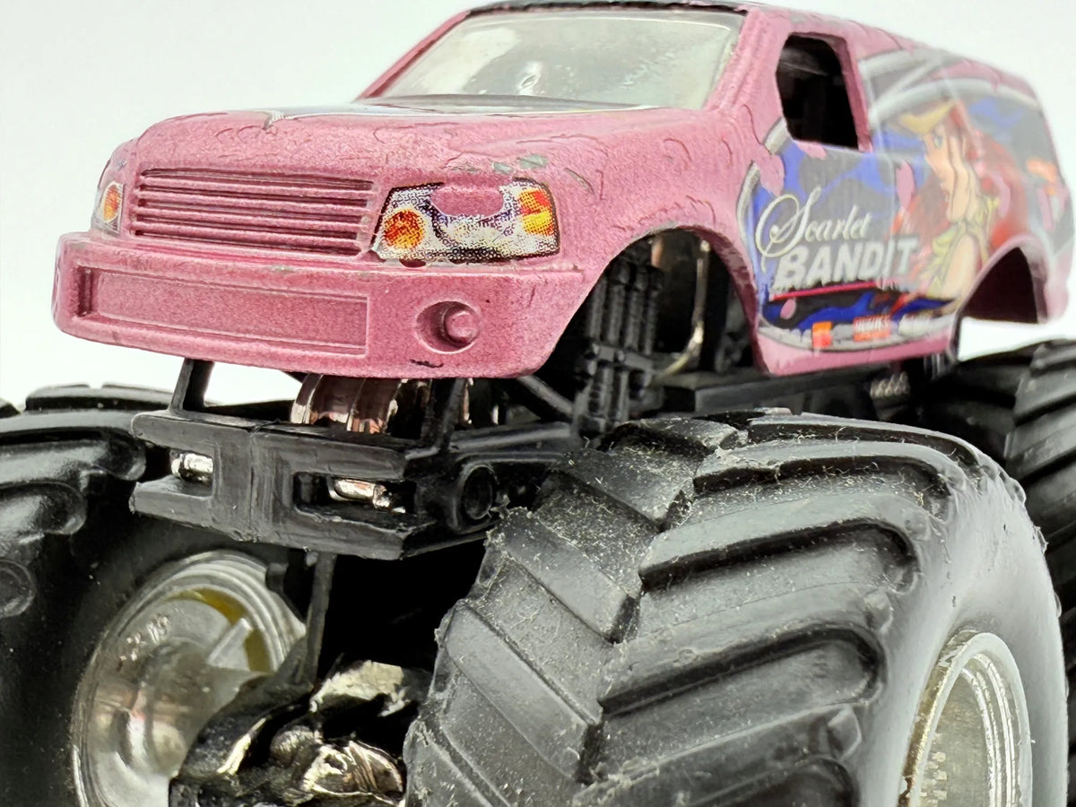 Scarlet Bandit Hot Wheels Różowa 1:64 – zdjęcie 8