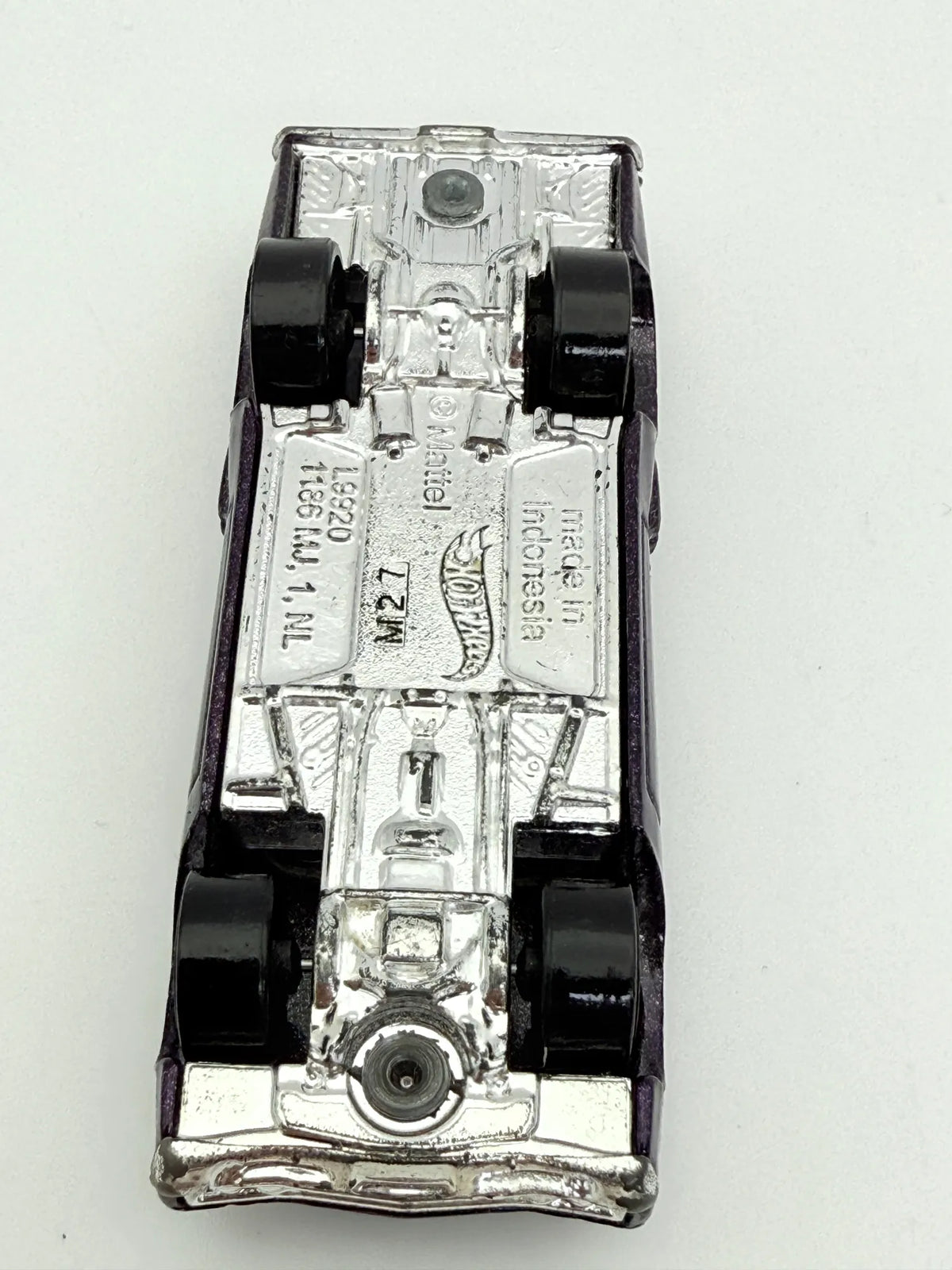Muscle Car Hot Wheels Fioletowy 1:64 – zdjęcie 8
